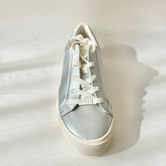 UGG ZILO Metallic Silver Leather Sneakers Trainers COMFORTABLE FLAT SHOE 9.5 - Picture 11 of 12